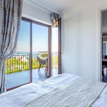 Azur Guest house Balatonalmadi