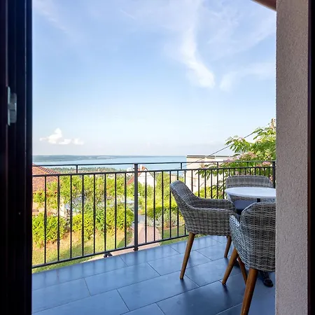 Guest house Azur