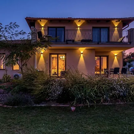 Guest house Azur Balatonalmadi
